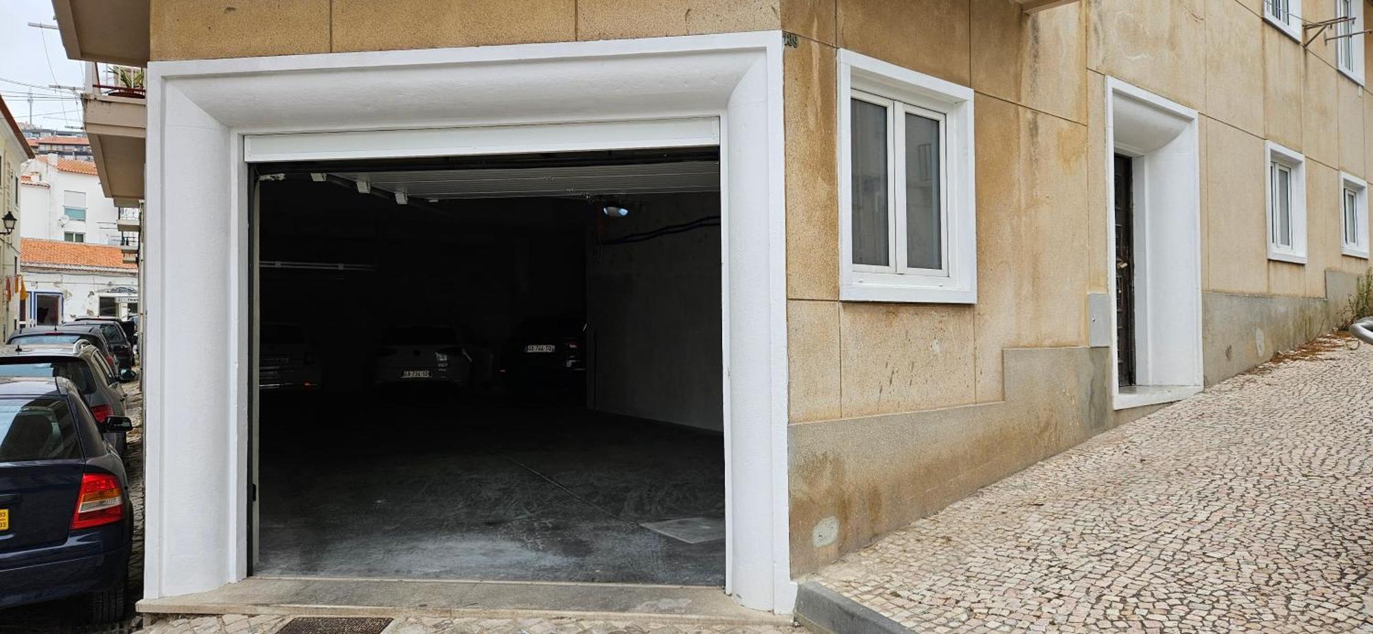 Casa "Avo Abilio" - Nazare - Alojamento Local ภายนอก รูปภาพ